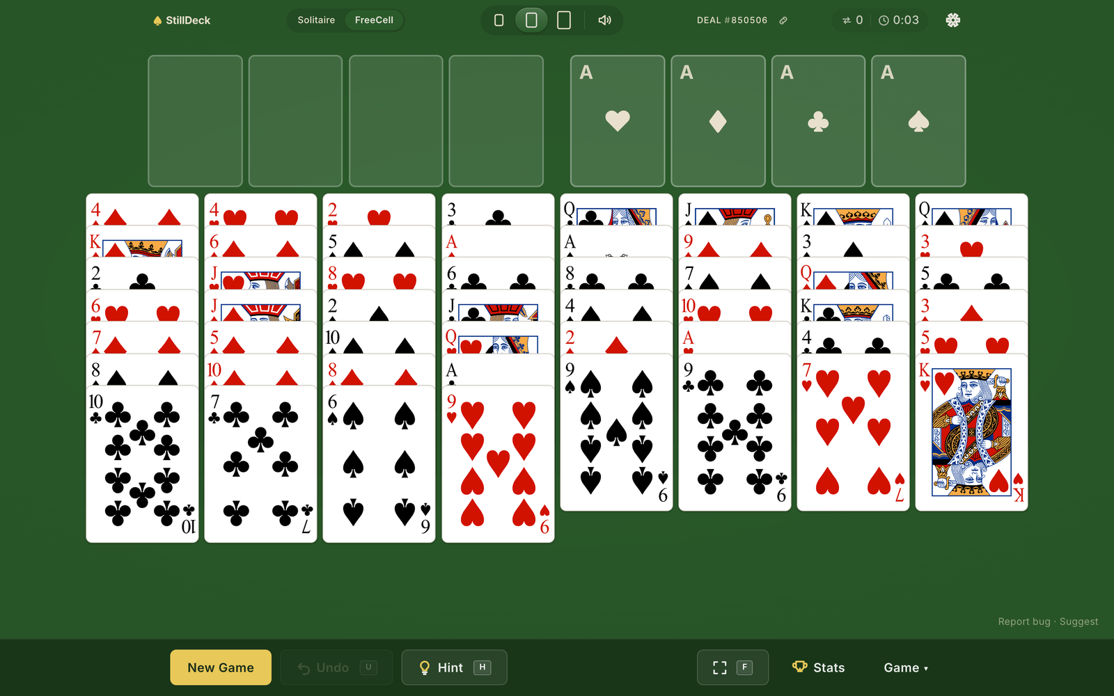 „FreeCell“ žaidimo laukas StillDeck svetainėje